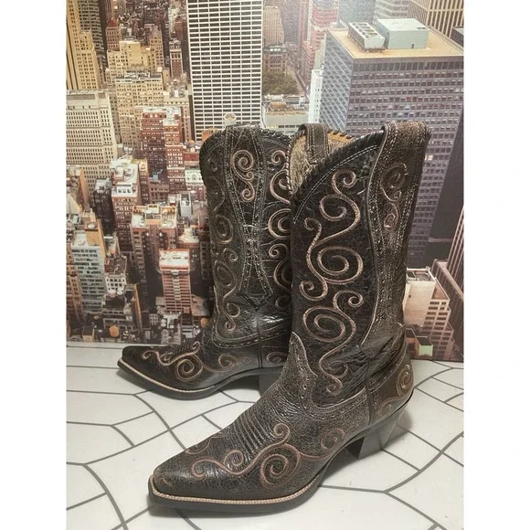 Womens Ariat 10006755 Brown Leather Cowboy Boots 8 B Good Used Condition - Picture 6 of 15